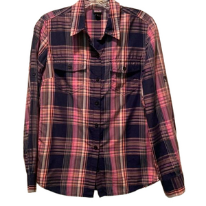 Patagonia Plaid Front Button Closure with Button Flap Pockets Size 6